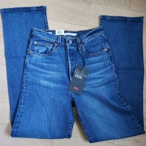 LEVIS womens Ribcage straight super high rise size 27x32